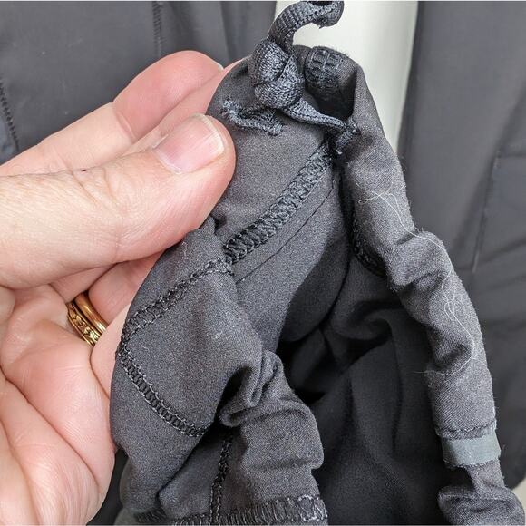 Lululemon Black Jogger Pants | Size 4 - Picture 5 of 12